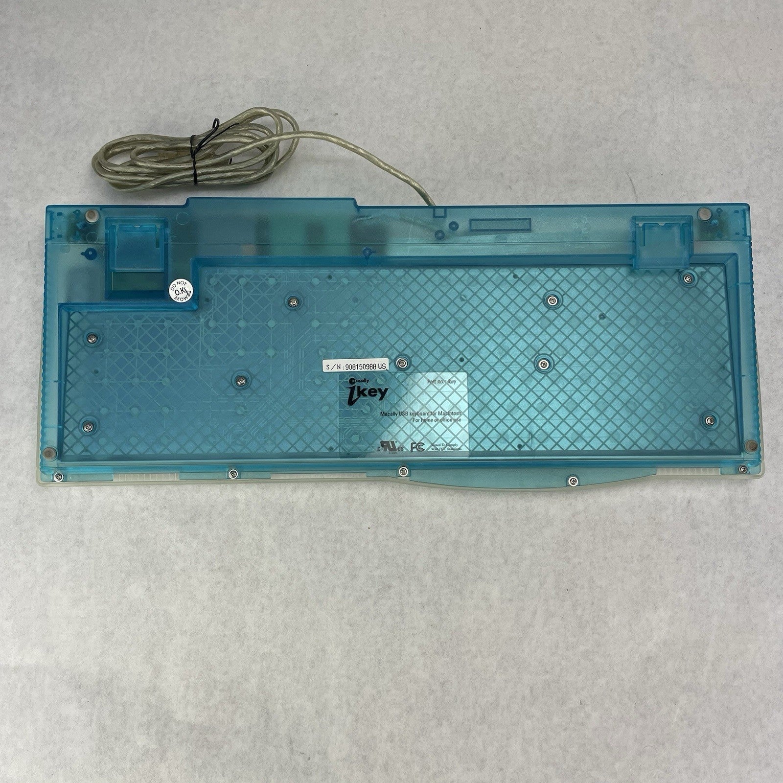 Macally iKey Wired USB Keyboard