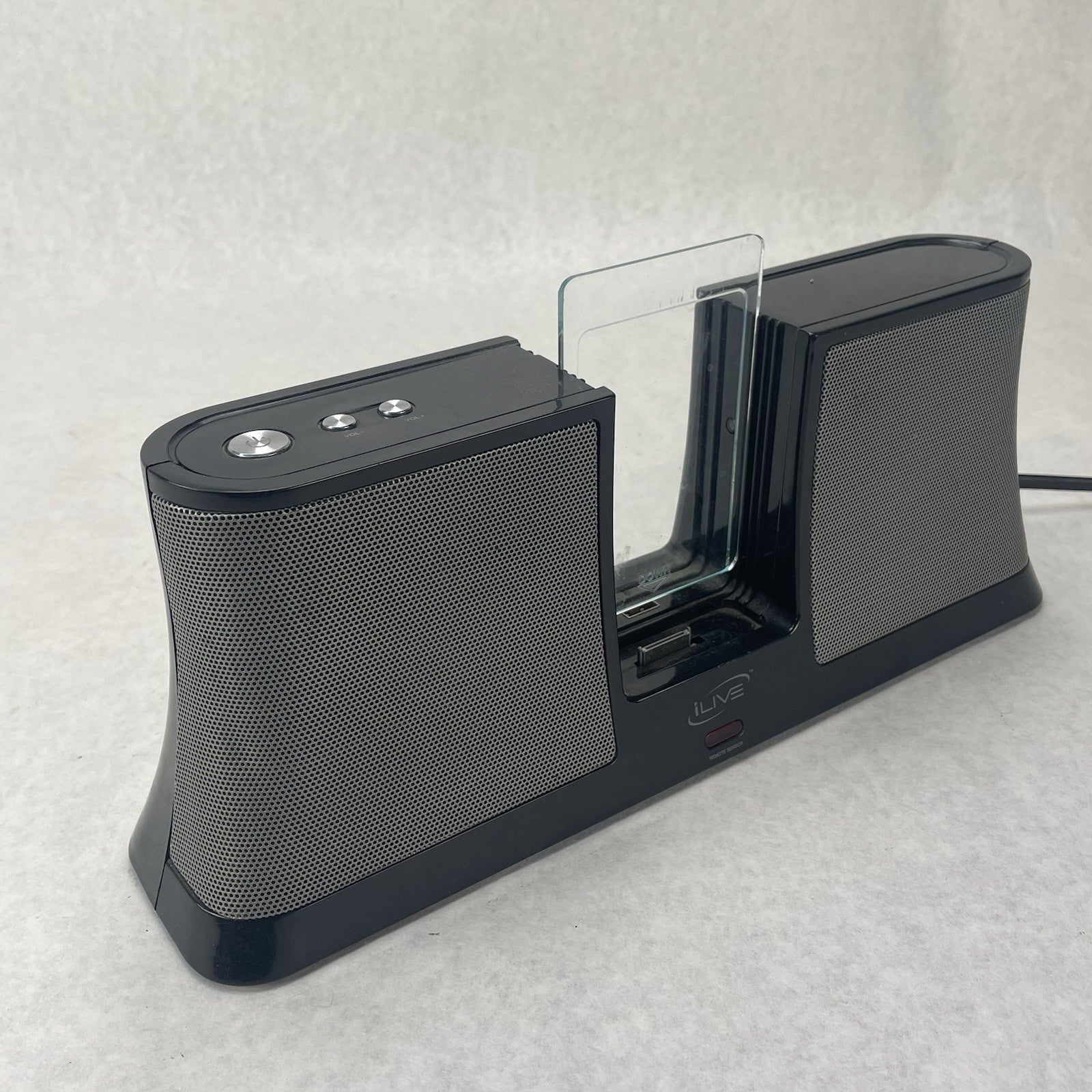 iLive ISPK2806 Black Amplified Speaker Docking System for iPod & iPod Nano0