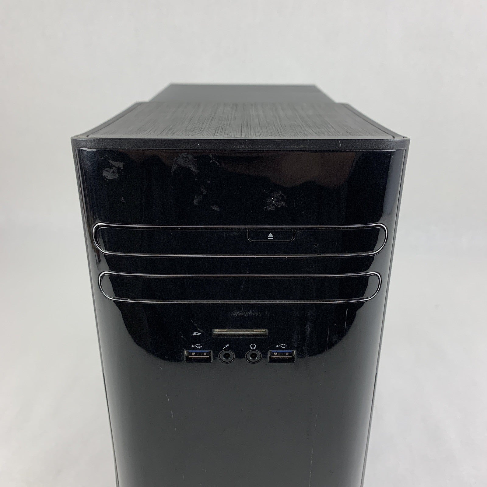 Acer Aspire TC-780 MT Desktop Intel Core i5-7400 8 GB Ram No OS No HDD