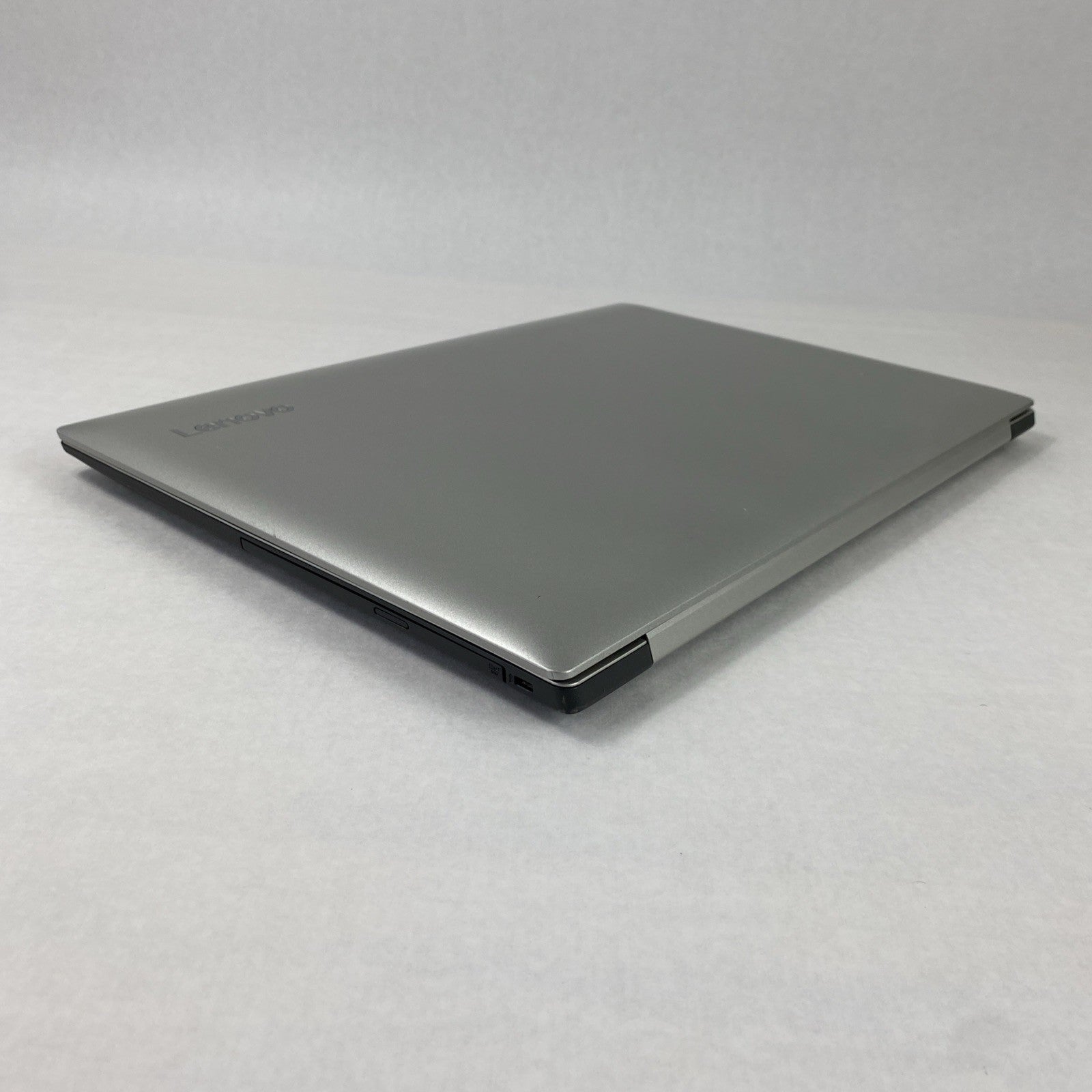 Lenovo IdeaPad 330-17IKB Core i7-8550U 1.80 GHz 16 GB RAM 17.3" No HDD No OS