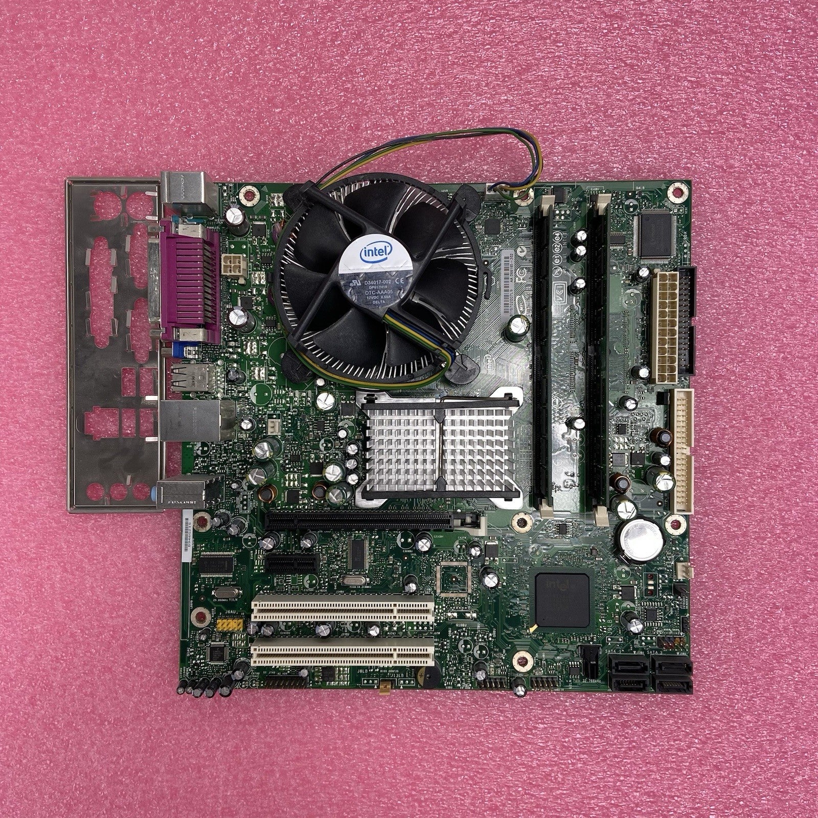 Intel D946GZ Motherboard Intel Pentium D 3.2GHz 2GB RAM w/IO Shield5