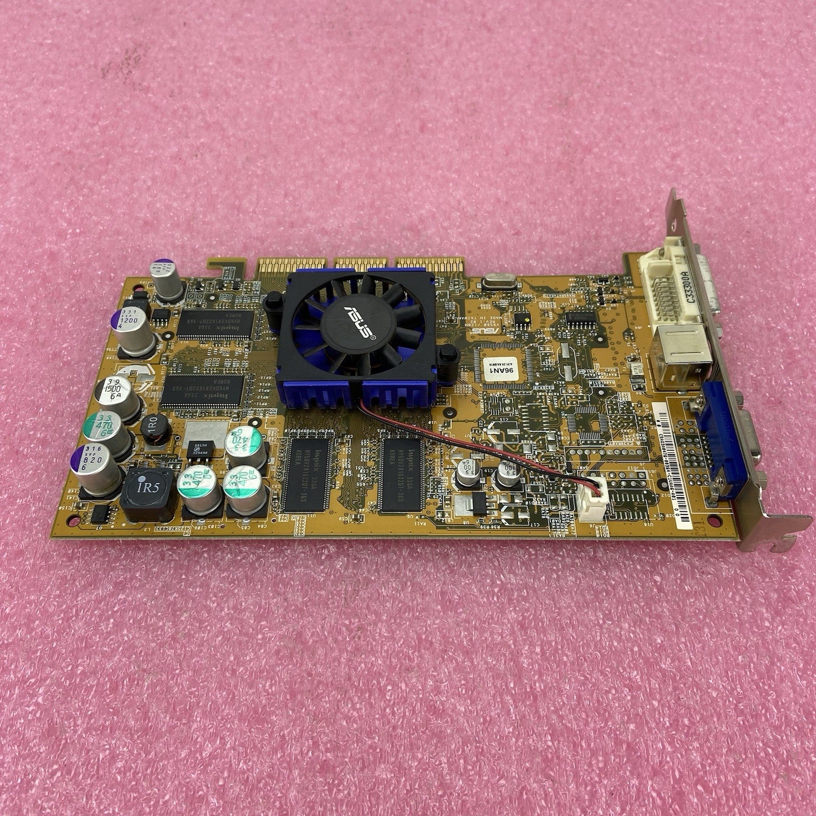 ASUS NVIDIA GeForce FX5600 128MB DDR DVID S-VIDEO 128-BIT V9560/12 Graphics Card2