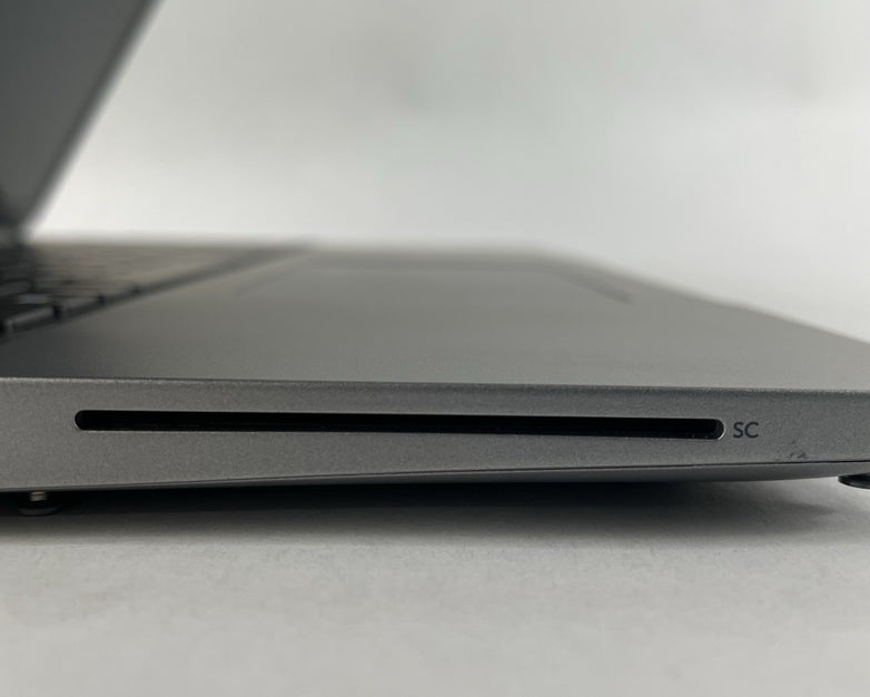 Dell Latitude 5520 15.6" i5-1145G7 2.60 GHz 16 GB RAM No SSD/OS/AC