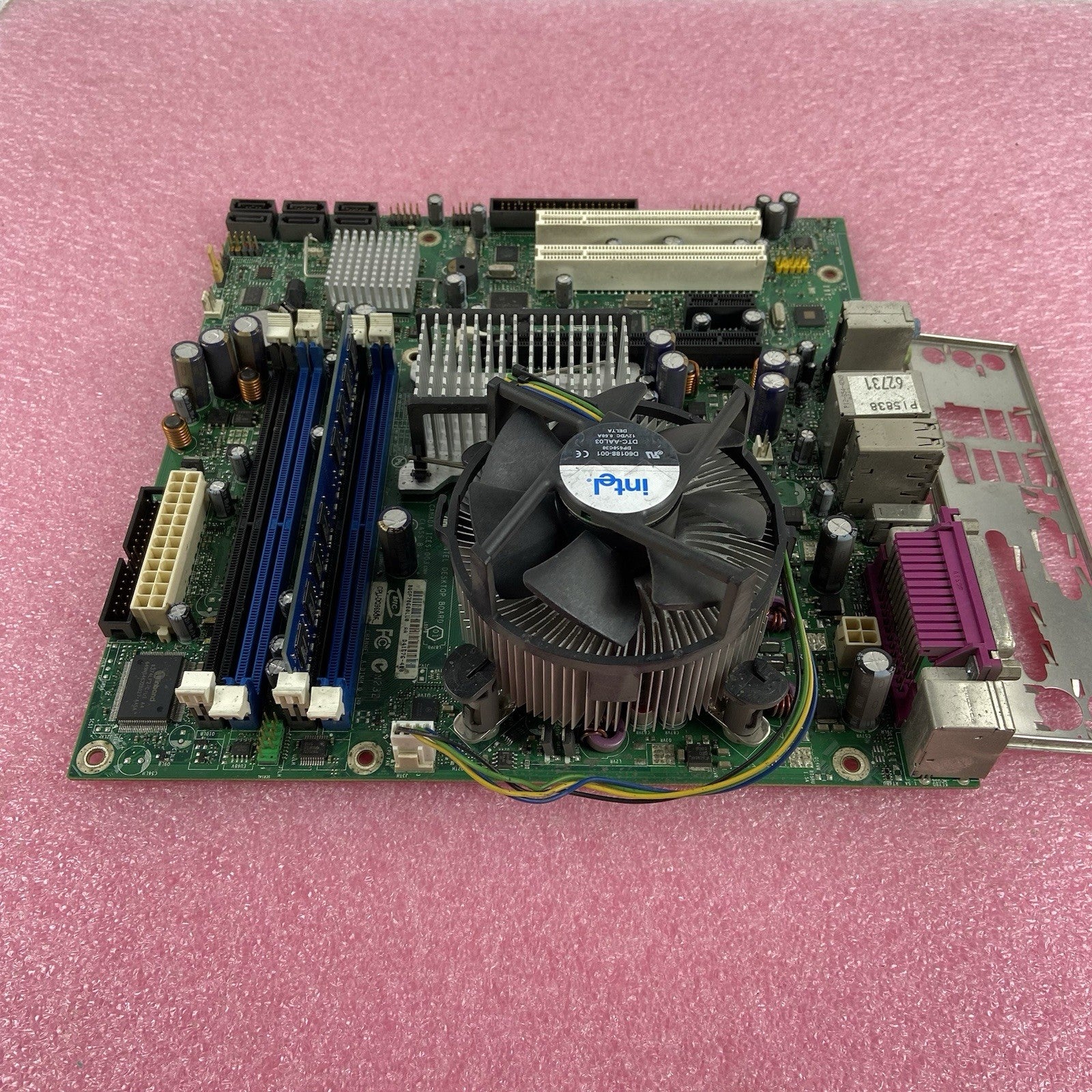 Intel DQ965GF Motherboard Intel Core 2 Duo 6400 2.13GHz 2GB RAM w/IO3