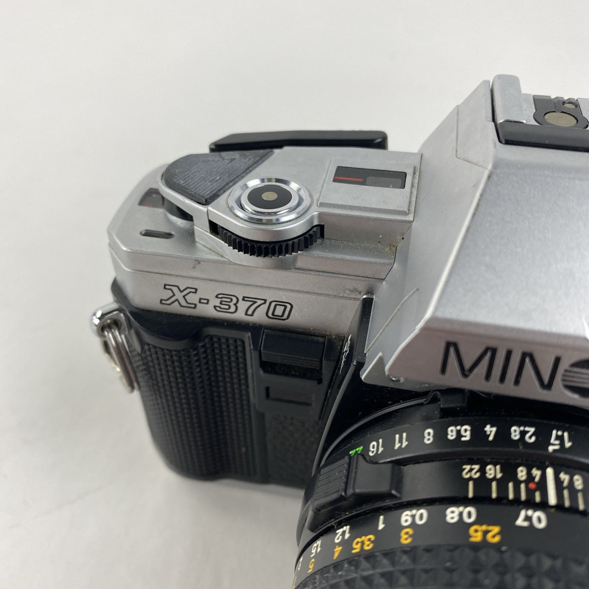 Minolta X-370 SLR Film Camera w/ Minolta 50mm 1:1.7 Lens - Untested Parts7