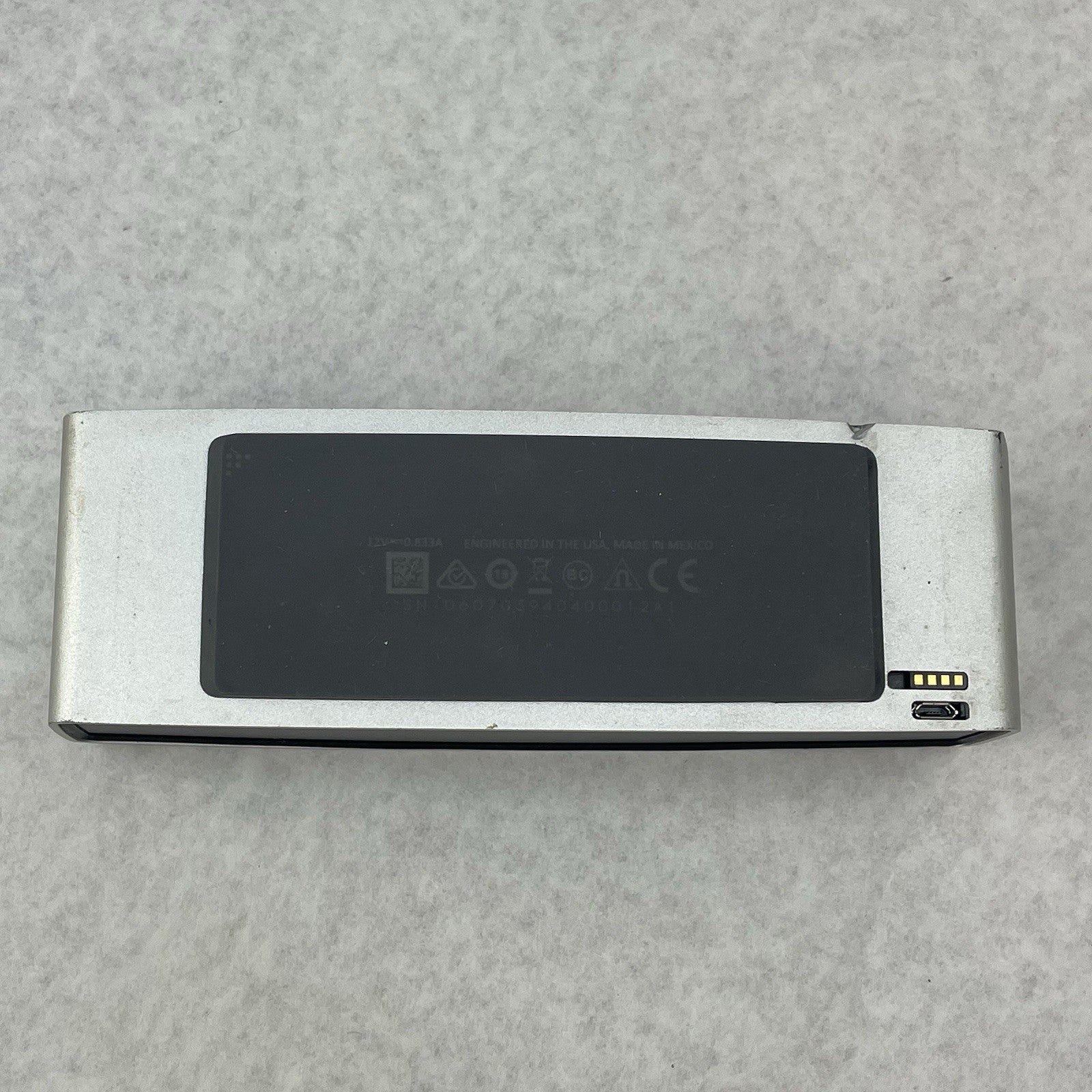 Bose 413295 SoundLink Portable Bluetooth Speaker Silver and Cradle No Power Cord6