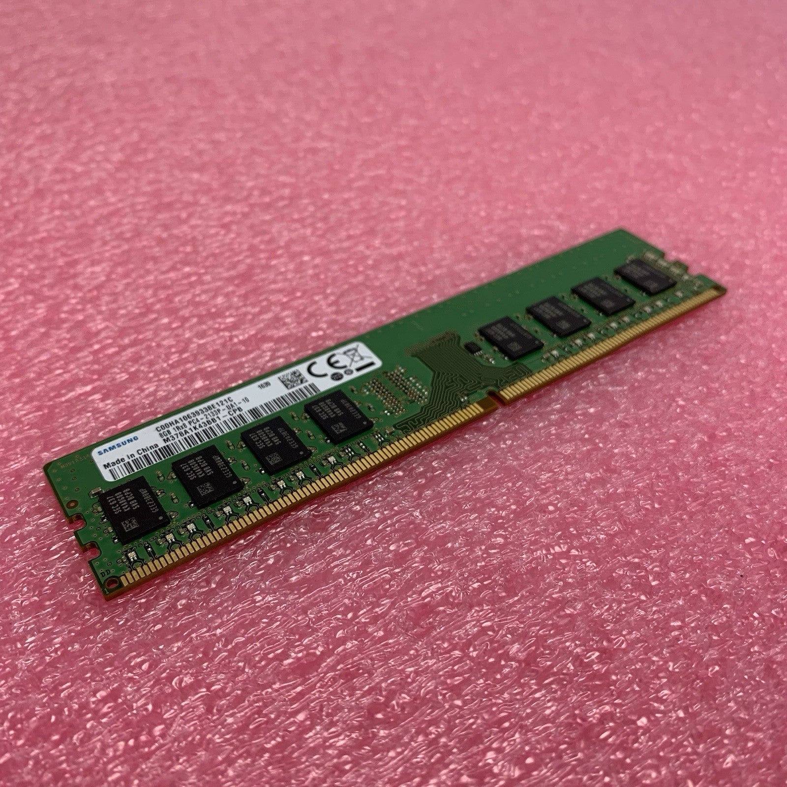 Samsung M378A1K43BB1-CPB PC4-2133P-UA1-10 8GB 1Rx8 Desktop Memory RAM0