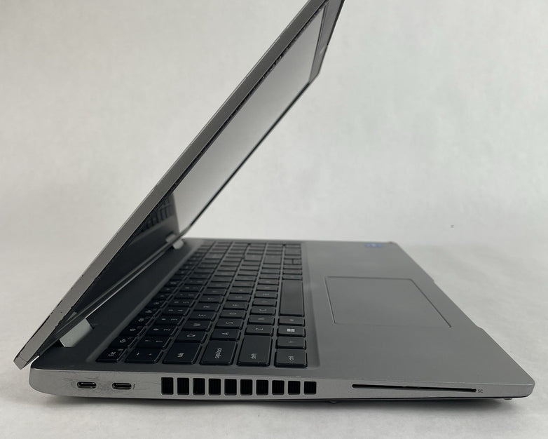 Dell Latitude 5520 15.6" i5-1145G7 2.60 GHz 16 GB RAM No SSD/OS/AC/Batt - READ