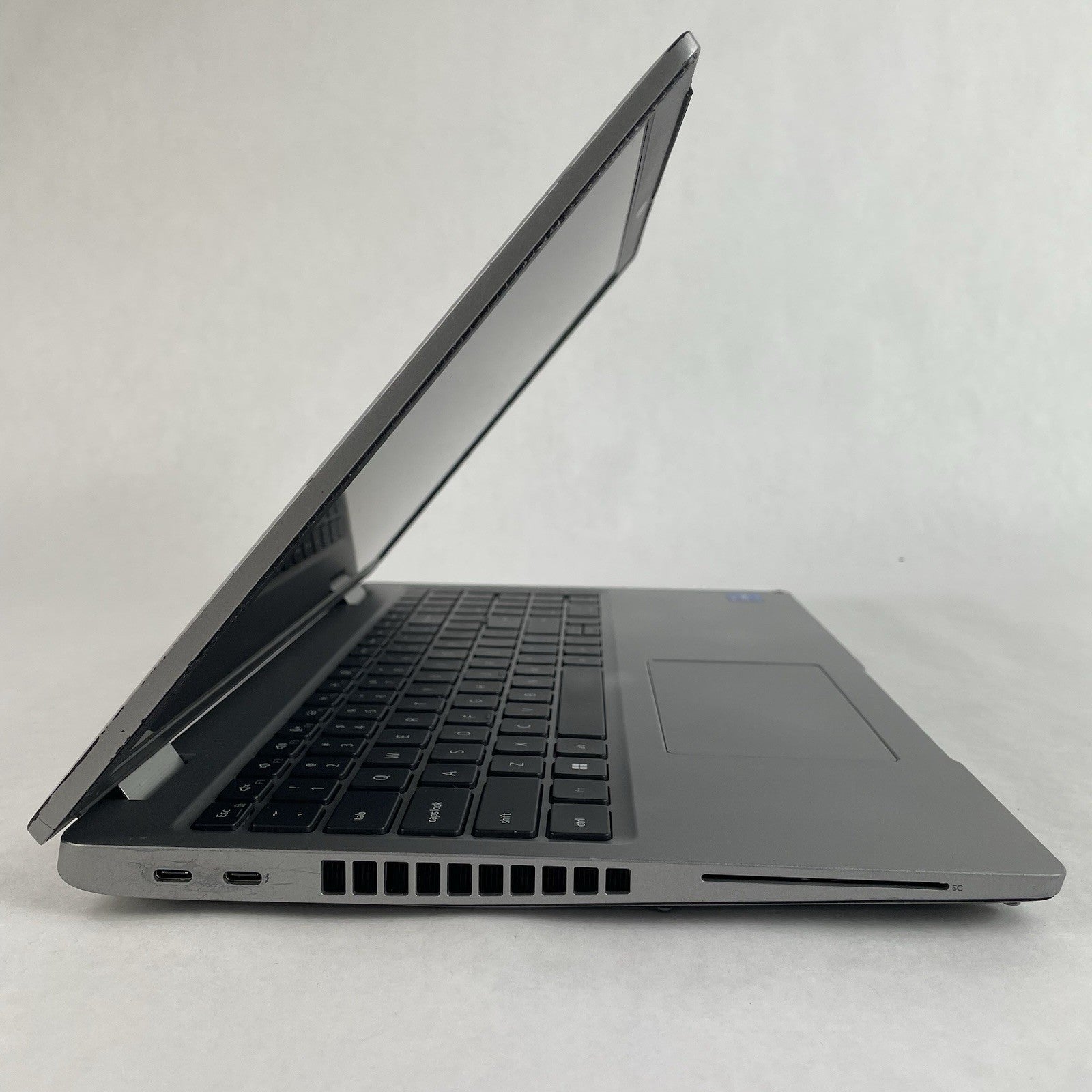 Dell Latitude 5520 15.6" i5-1145G7 2.60 GHz 16 GB RAM No SSD/OS/AC/Batt - READ4