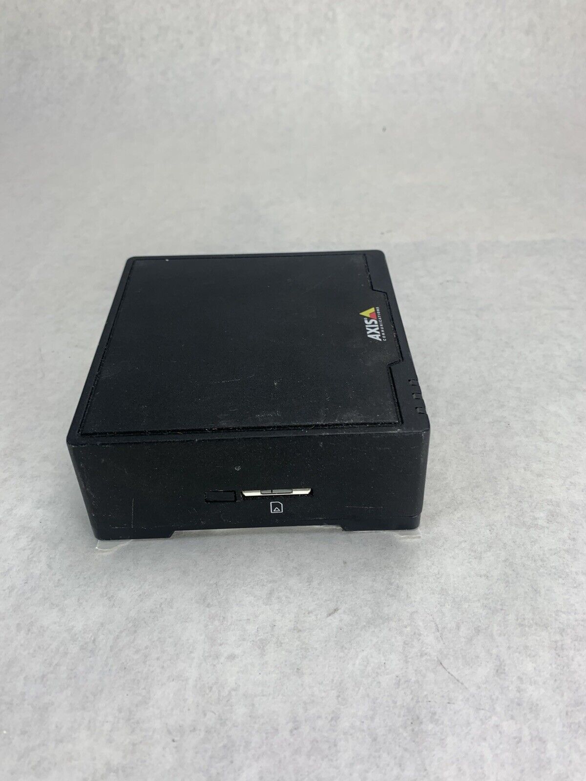 Axis Communications F41 Main Unit 0658-001-01 For Parts or Repair