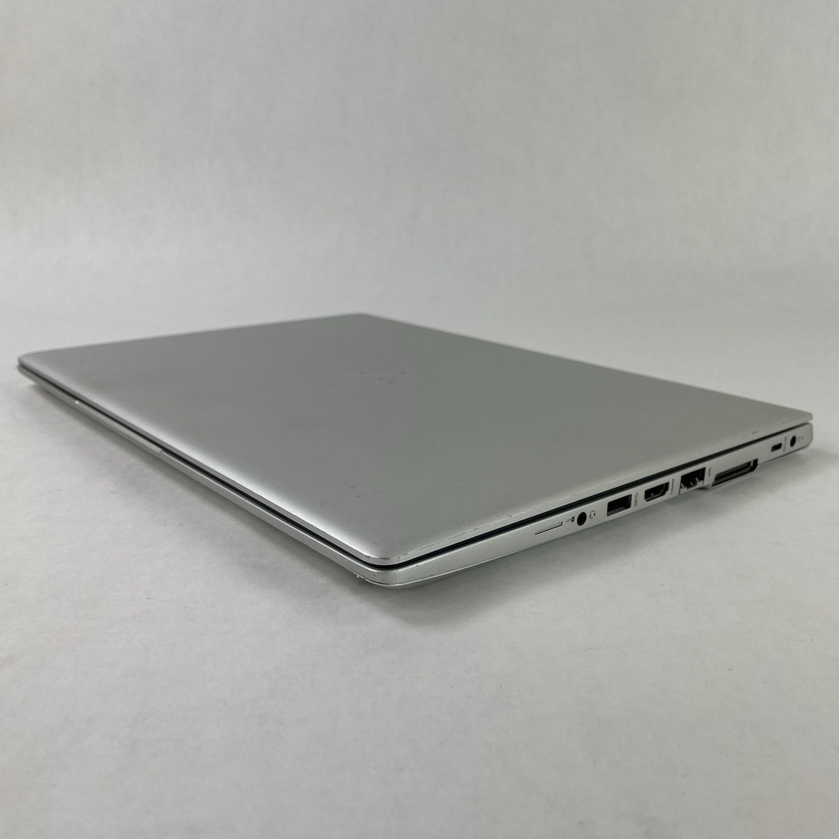 HP mt45 14" Ryzen 3 Pro 3300U 2.10 GHz 4 GB RAM No SSD/OS/AC - Key10