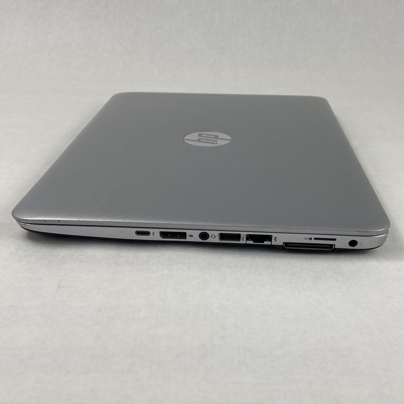 HP EliteBook 840 G3 Core i5-6300U 2.4 GHz 8GB RAM 14" No Battery No HDD No OS