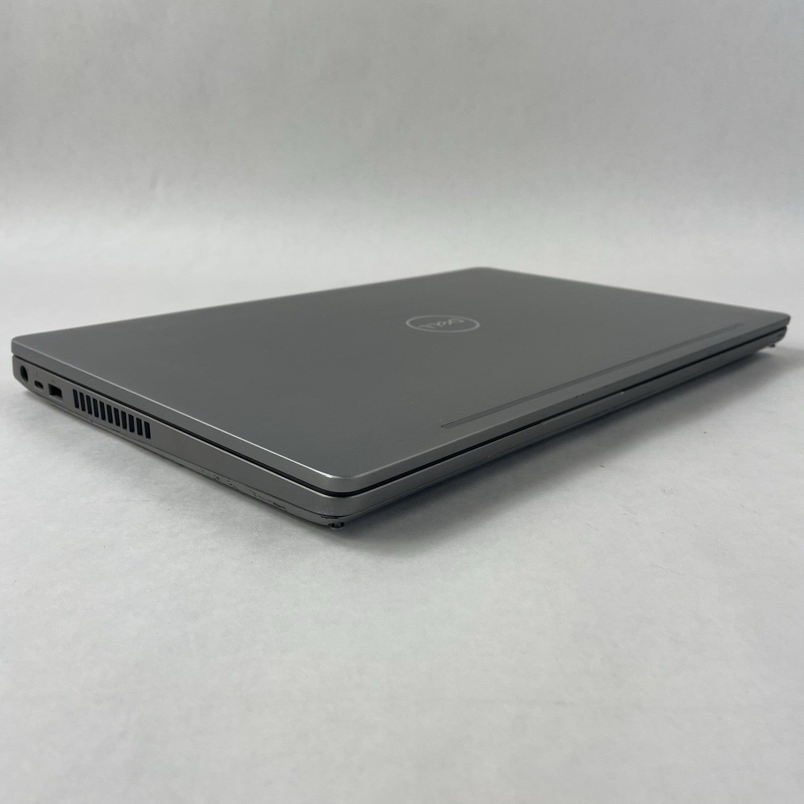 Dell Precision 3551 15.6" i5-10400H 2.6GHz 8GB RAM No SSD/OS/AC/Batt- Bad Bottom12