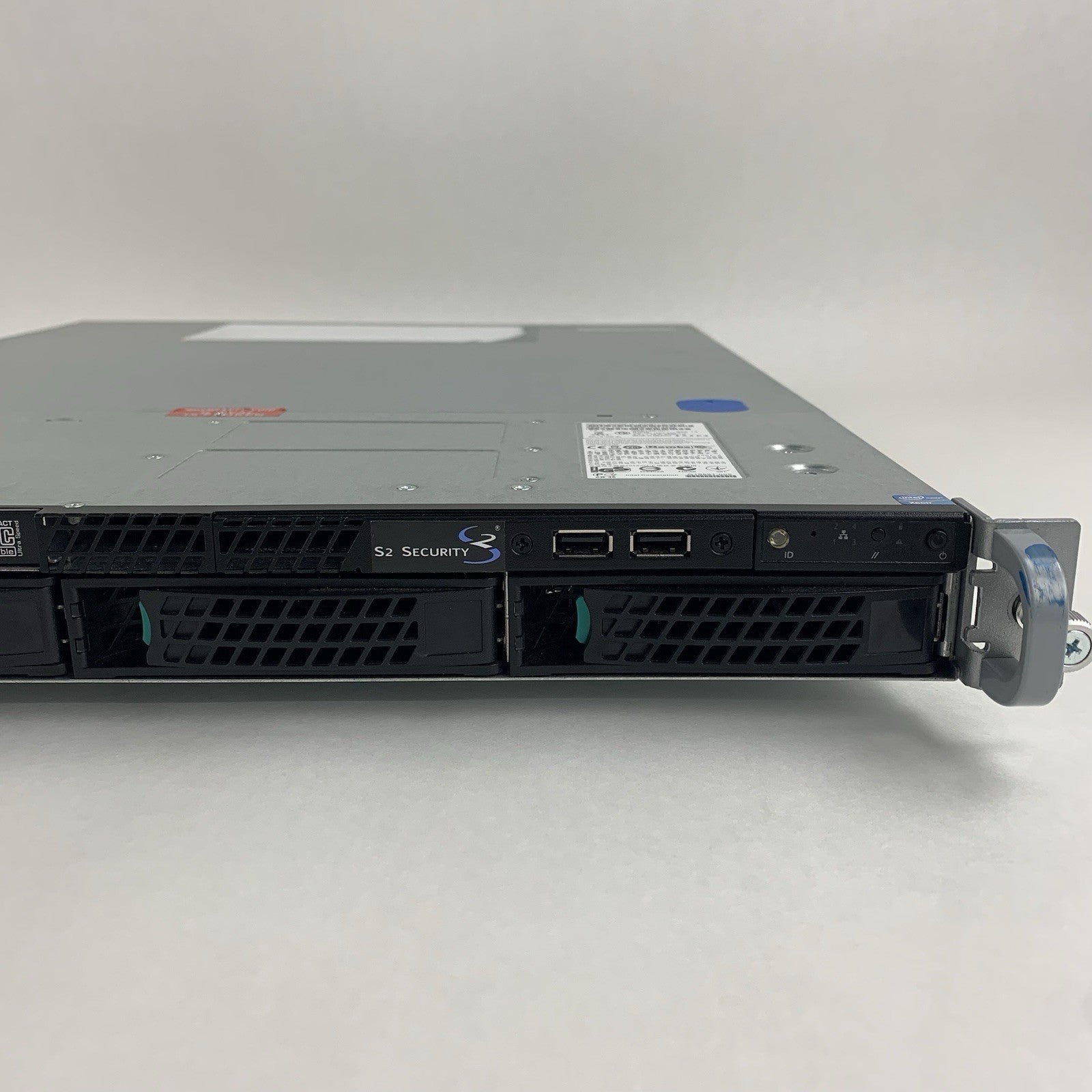 Intel R1304BTLSHBNR S1200BTL Server 1x E3-1225 3.1 GHz 16 GB Ram No OS No HDD3