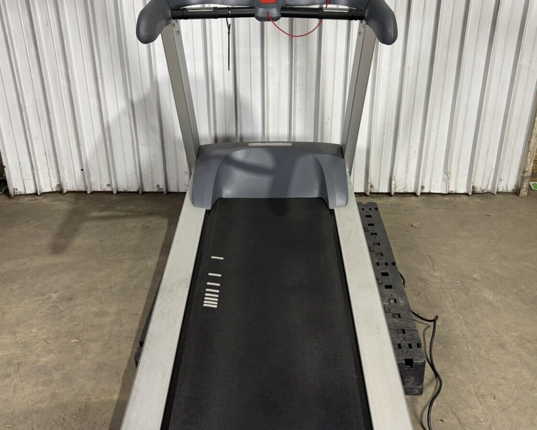Precor 932i Precision Low Impact Treadmill
