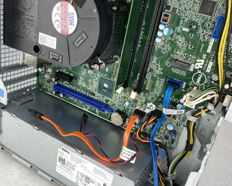 Dell Optiplex 3050 SFF Intel Quad Core i5-7500 3.40GHz 1x8GB RAM No HDD OS