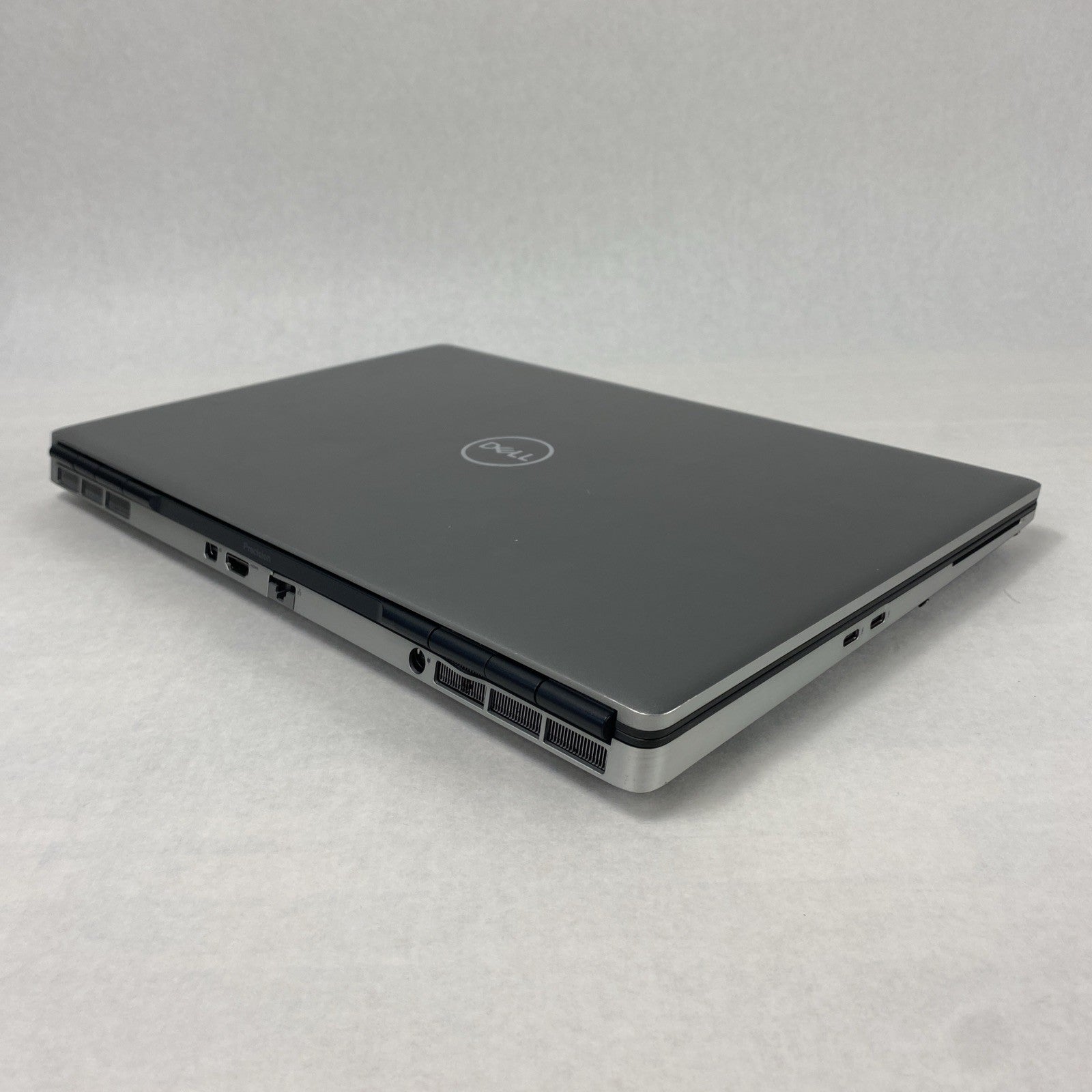Dell Precision 7560 Intel Xeon W-11855M 3.16GHz 32GB RAM 15.6" No HDD No OS