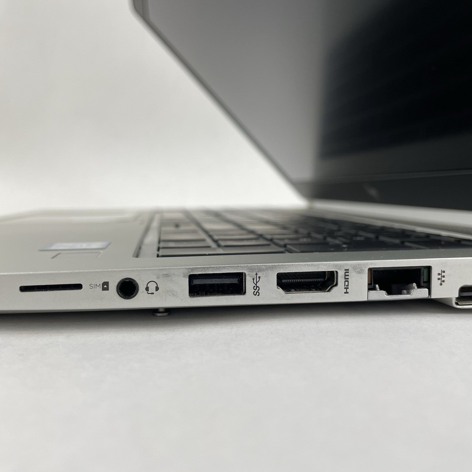 HP EliteBook 850 G6 15.6" i5-8365U 1.60 GHz 8 GB RAM No SSD/OS/AC - Heat Spot6