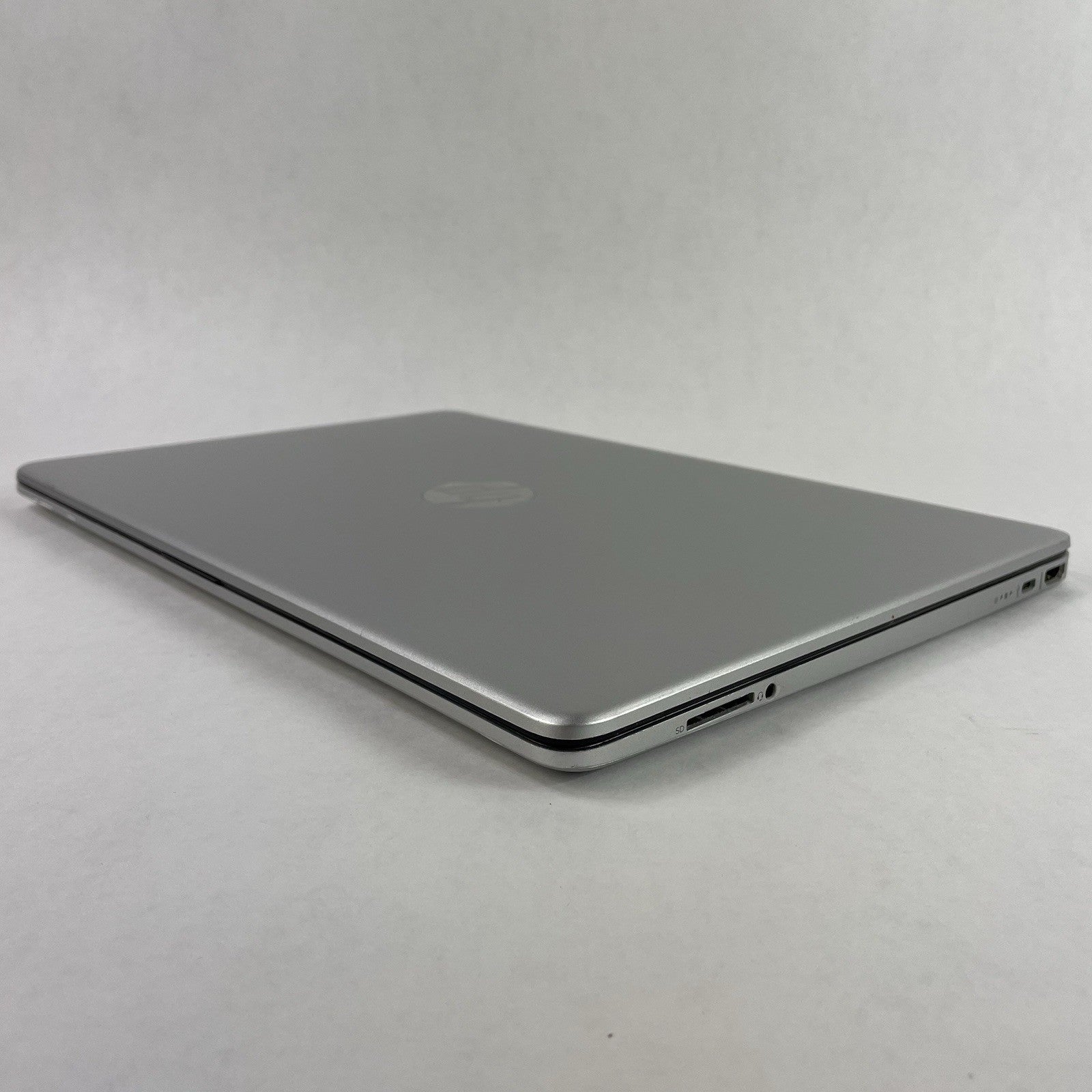 HP 15-dy1091wm 15.6" i3-1005G1 1.20 GHz 8 GB RAM No SSD/OS/AC/Batt- No Wifi Card12