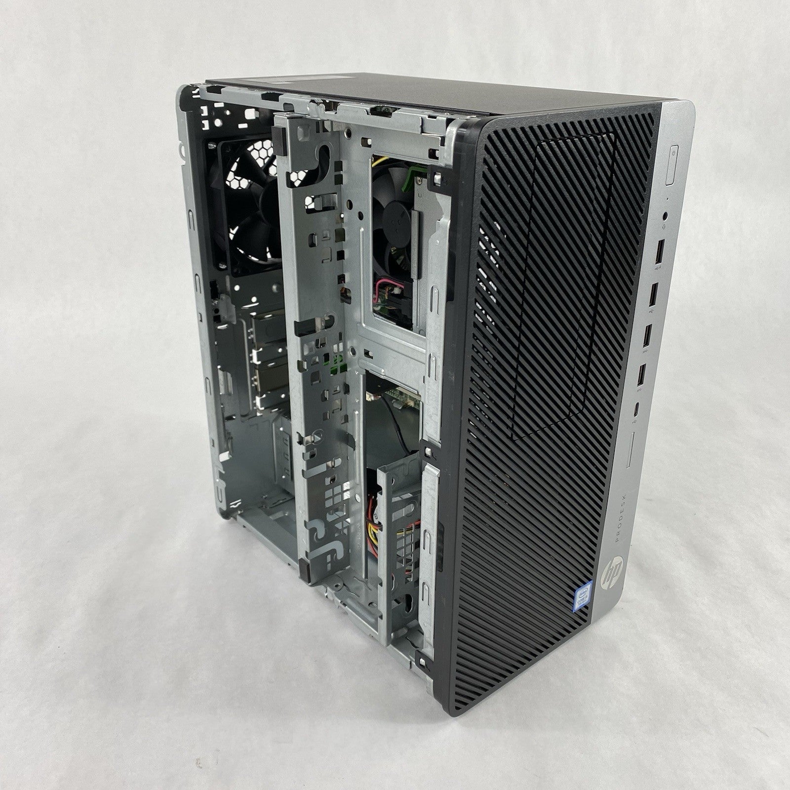 HP ProDesk 600 G3 MT Intel Core i3-7100 3.9GHz 1x8GB RAM No HDD No OS8