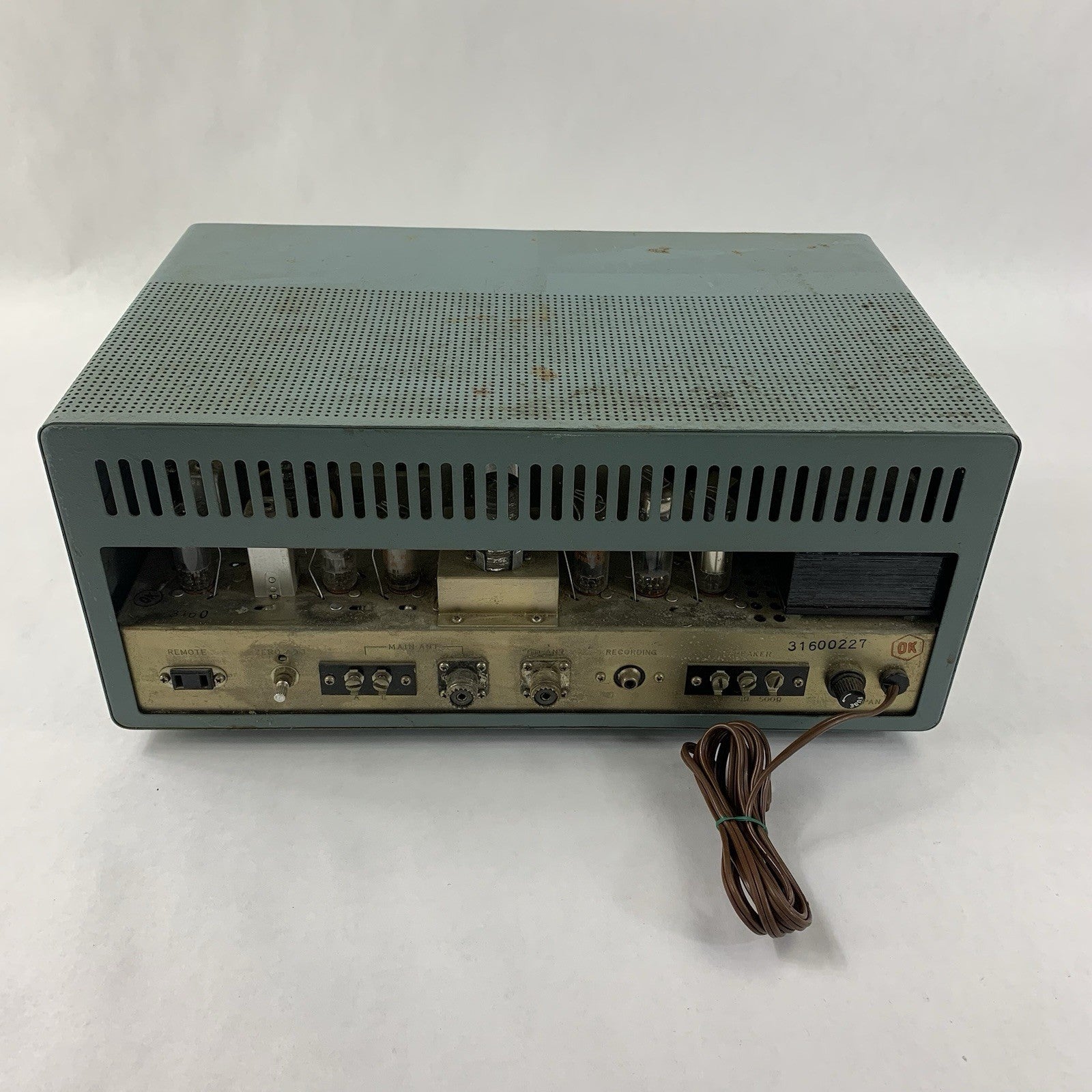Lafayette HA-225 Communications Receiver - Parts or Repair No Antenna No Signal5