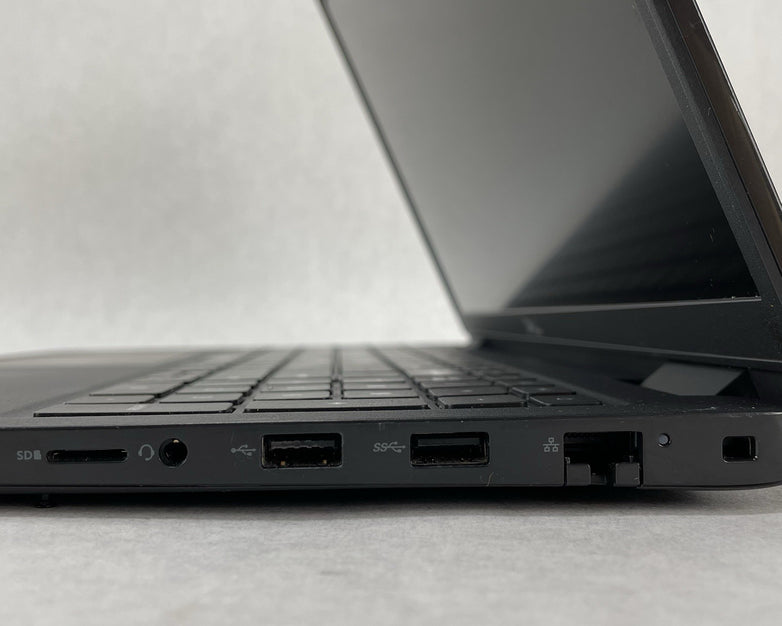 Dell Latitude 3520 15.6" i5-1135G7 2.40 Ghz 8 GB RAM No SSD/OS/AC