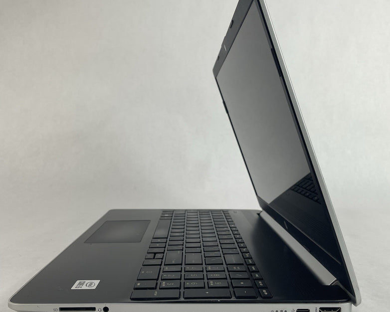 HP 15-dy1051WM 15.6" i5-1035G1 1.00 GHz 8 GB RAM No SSD/OS/AC - Bad Bottom