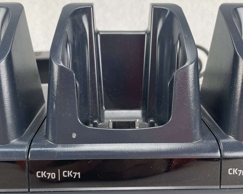 Intermec 1002UU05 CN70 4-Bay Network Cradle Charging Dock w/ AC Adapter