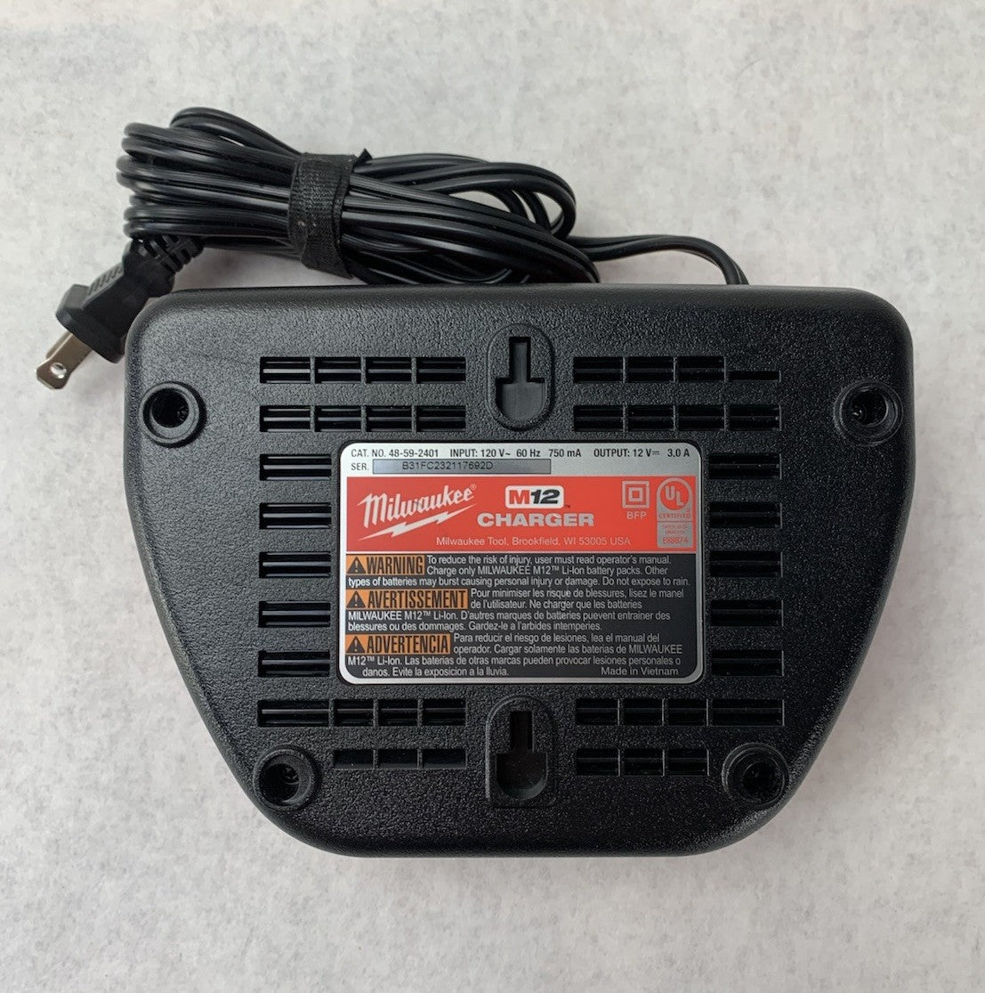 Milwaukee 48-59-2401 M12 Battery Charger6
