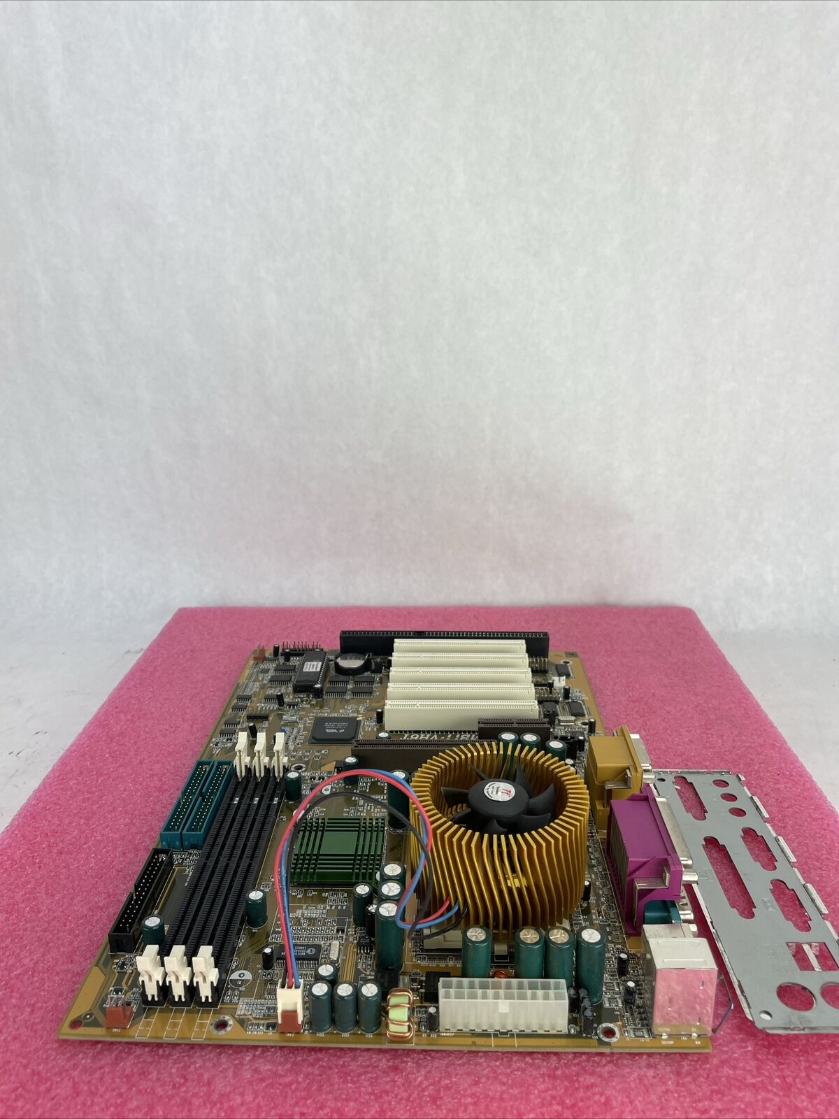 ABIT-VH6T Motherboard Intel Pentium III 333MHz No RAM w/Shield