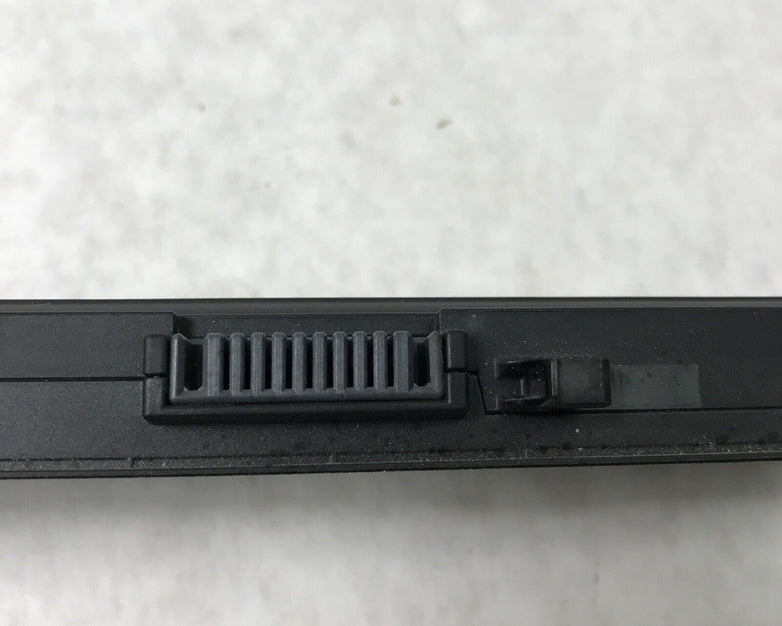 (Lot of 4) Genuine Dell TY3P4 11.1V Laptop Battery Rechargeable Li-ion Battery
