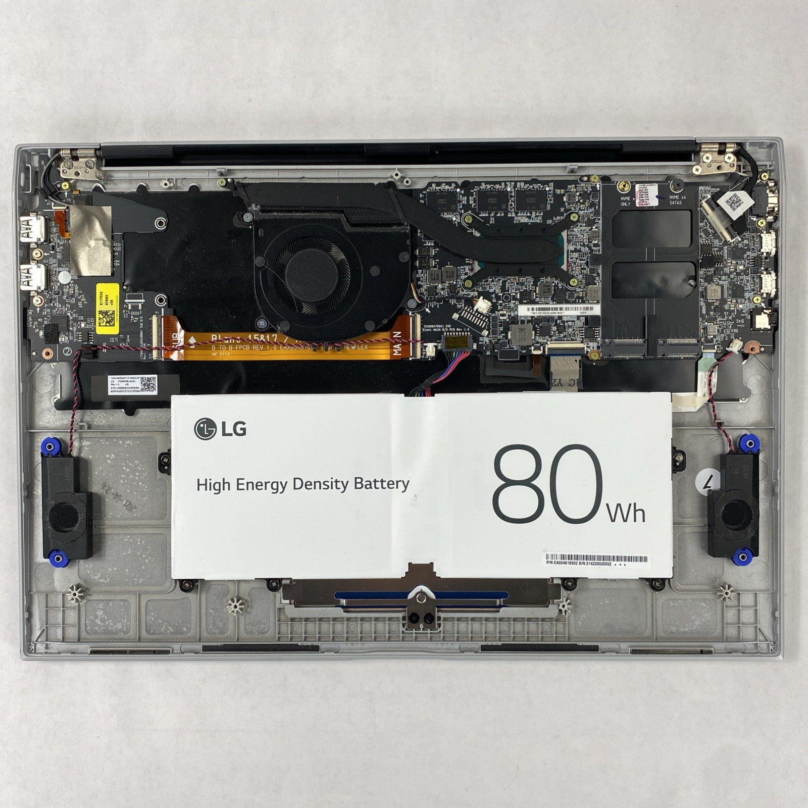 LG Gram 17Z90P-N.APS5U1 Intel Core i7-1165G7 2.80 GHz 16 GB RAM 17" No SSD No OS