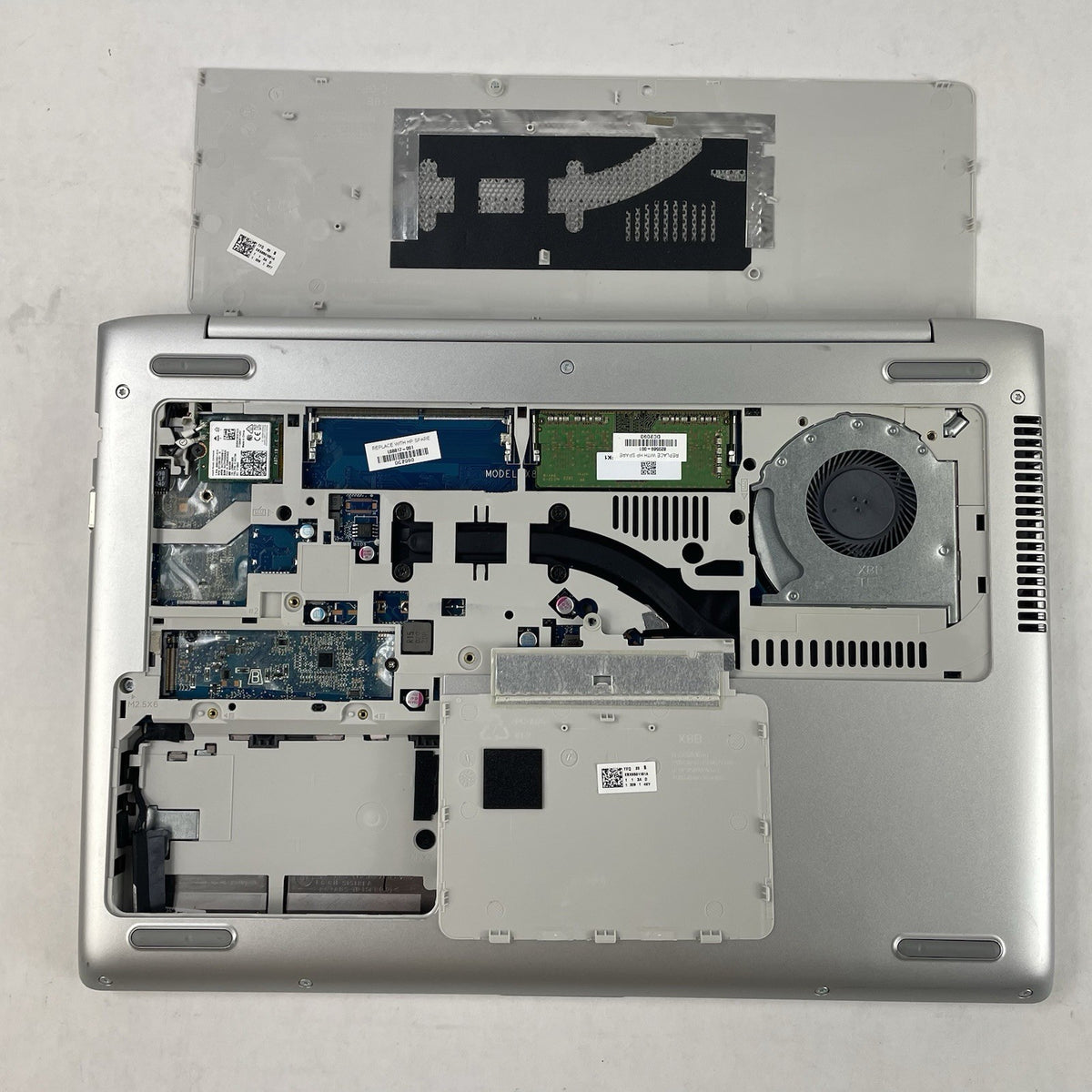 HP mt21 14" Celeron 3867U 1.80 GHz 4 GB RAM No SSD/OS/AC16