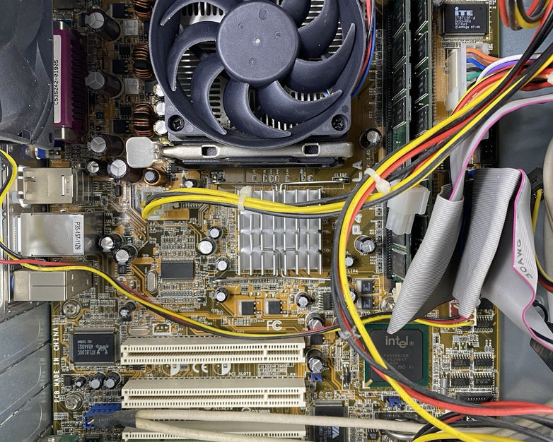 HP Pavilion a1000n MT Intel Celeron 2.93GHz 1GB RAM No HDD No OS