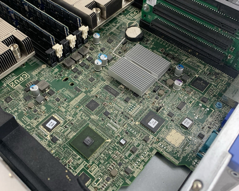 Dell PowerEdge R520 2U Server 2x Xeon E5-2440 2.4 GHz 96 GB RAM No OS No HDD