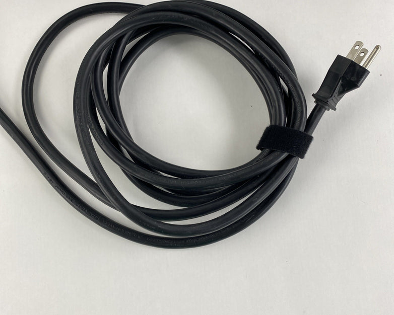 APC AP9562 Basic Rack PDU w/ Rack Ears