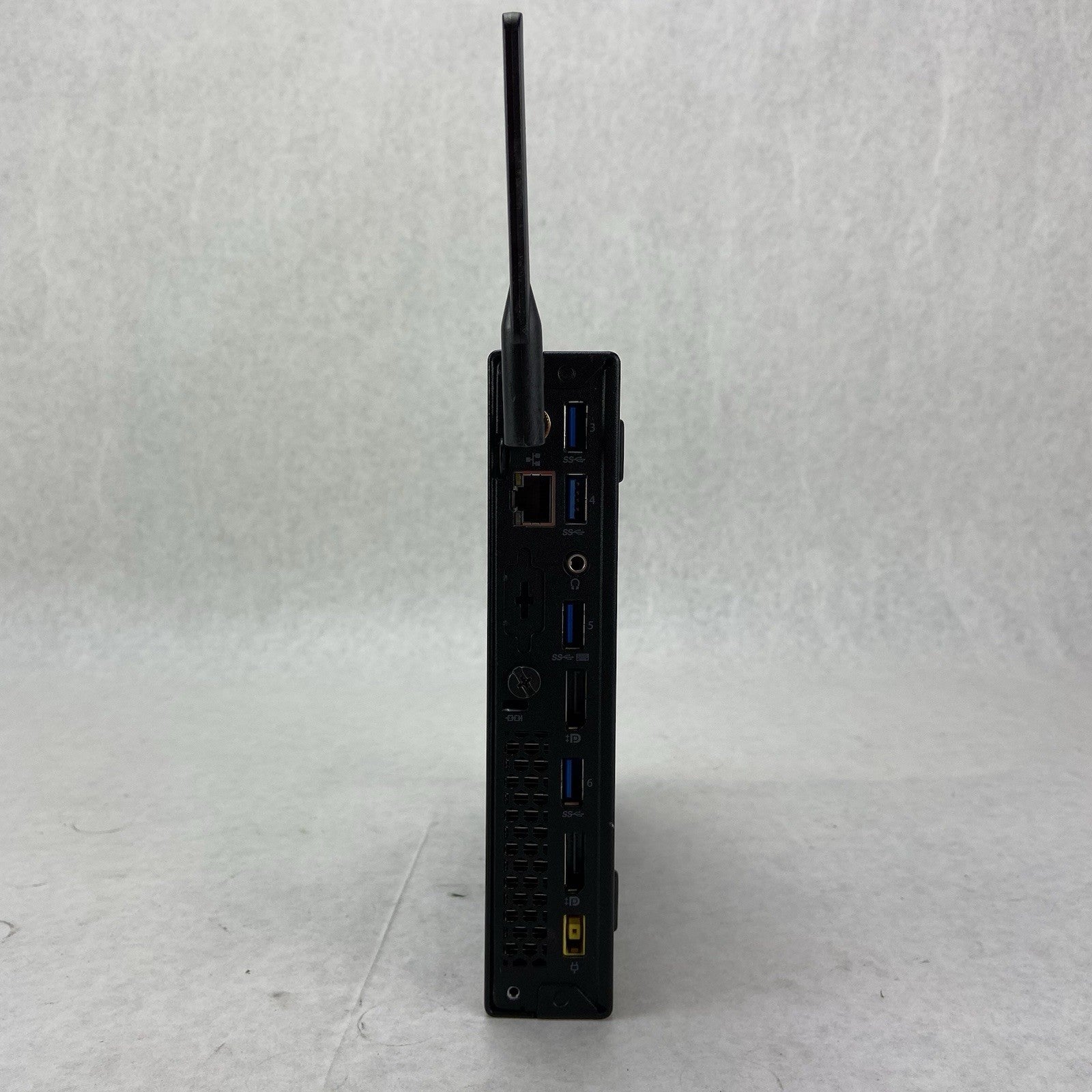 Lenovo ThinkCentre M900 Micro Intel Core i5-6500T 2.5GHz 8GB RAM No HDDOSAC5