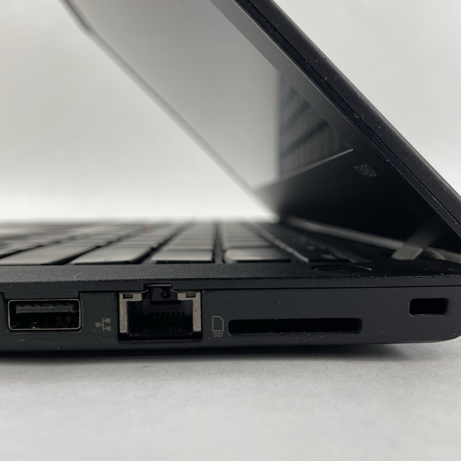 Lenovo ThinkPad T480 14" i5-8350U 1.70 GHz 8 GB RAM No SSD/OS/AC - READ8