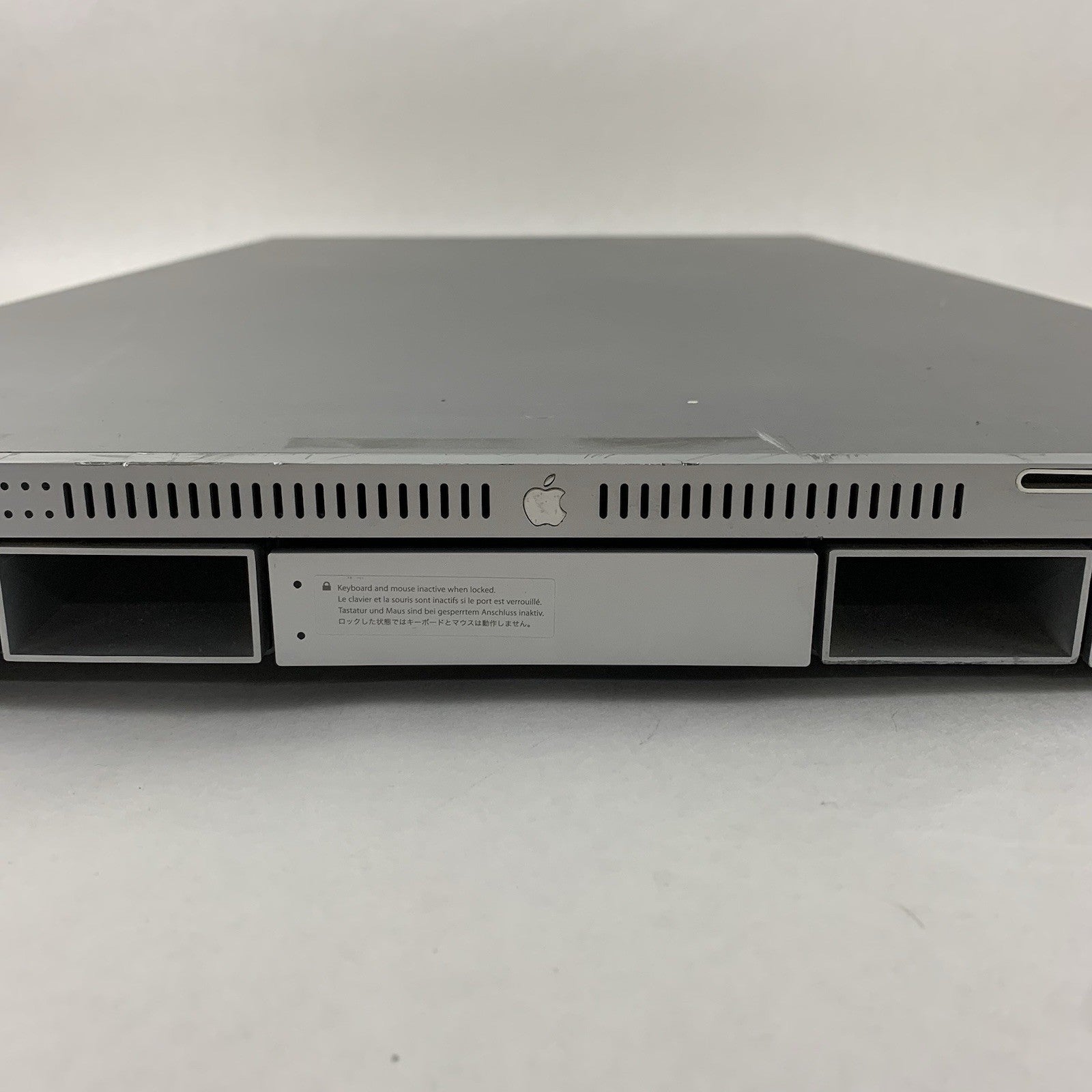 Apple A1279 XServe 2009 2x Xeon E5520 2.26 GHz 24 GB Ram LSI7202EP No OS No HDD3