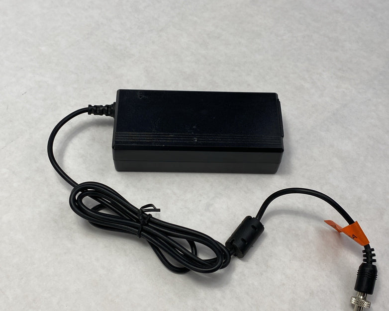 Channel Well Technology KPL-060M 60W 24V 5.5mm OD 2.5mm ID AC Adapter (Lot of 5)