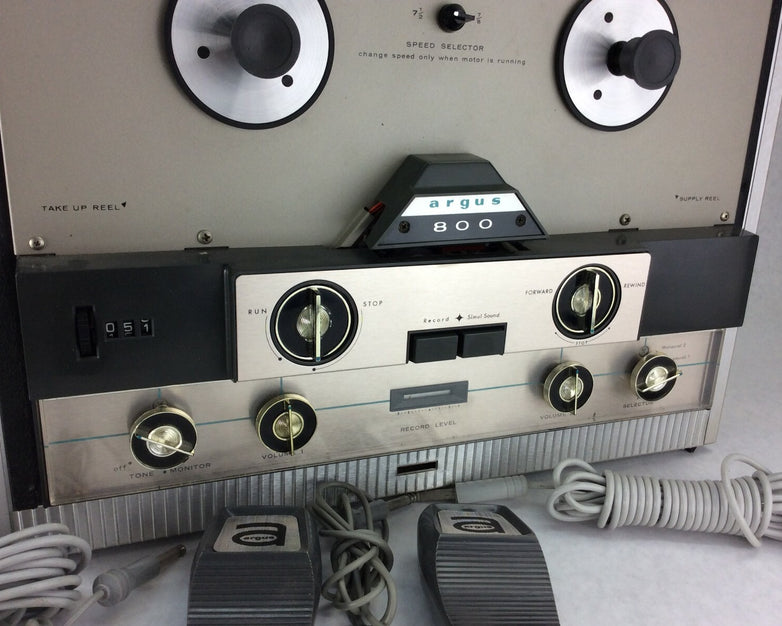 Argus Model 800 Reel to Reel Tape w/ Speakers - No Output