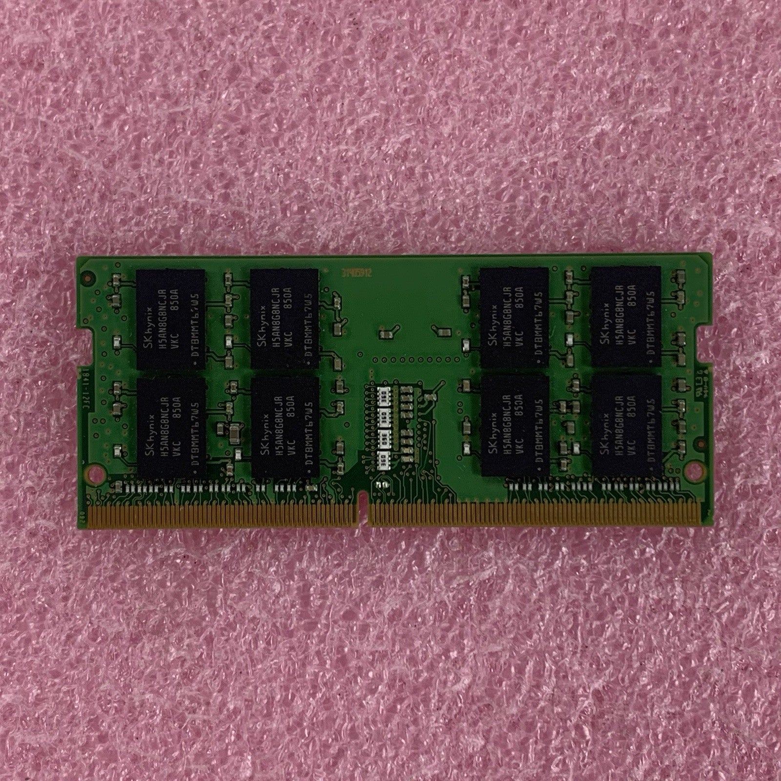 SK Hynix HMA82GS6CJR8N-VK 16 GB 2RX8 PC4-2666V-SE1-11  SODIMM Laptop Memory Ram5