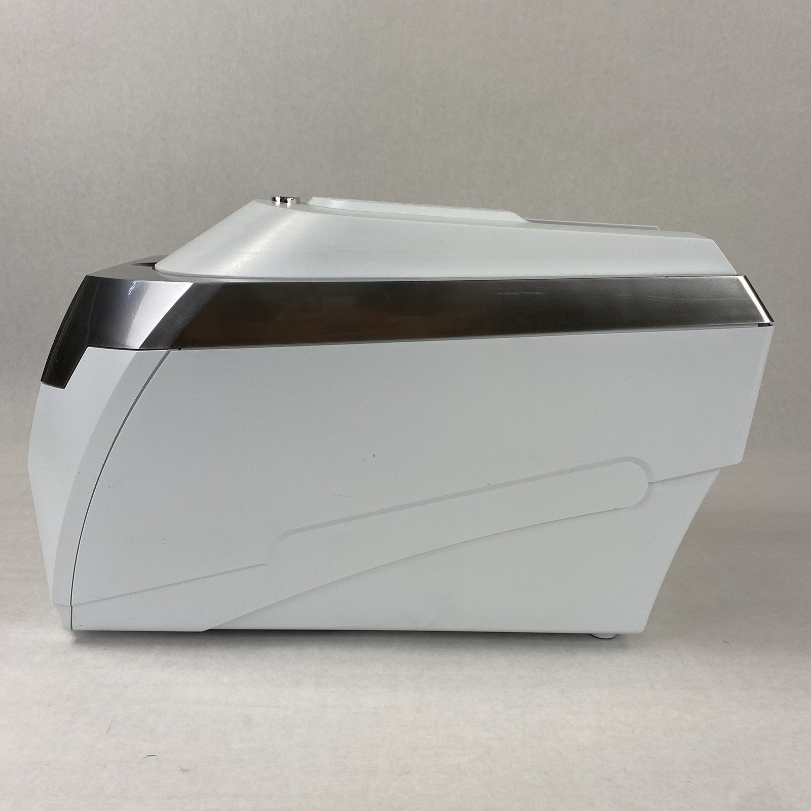 MagiCard 3652-0001 Rio Pro Card Printer - For Parts or Repair