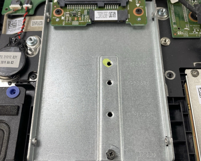 Dell Latitude 3390 13.3" i5-8350U 1.70 GHz 8 GB RAM No SSD/OS/AC/Batt
