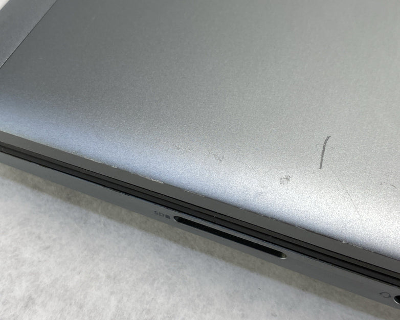 Dell Precision 7750 17.3" Core i7-10850H 2.30 GHz 32GB RAM RTX 4000 No SSD No OS