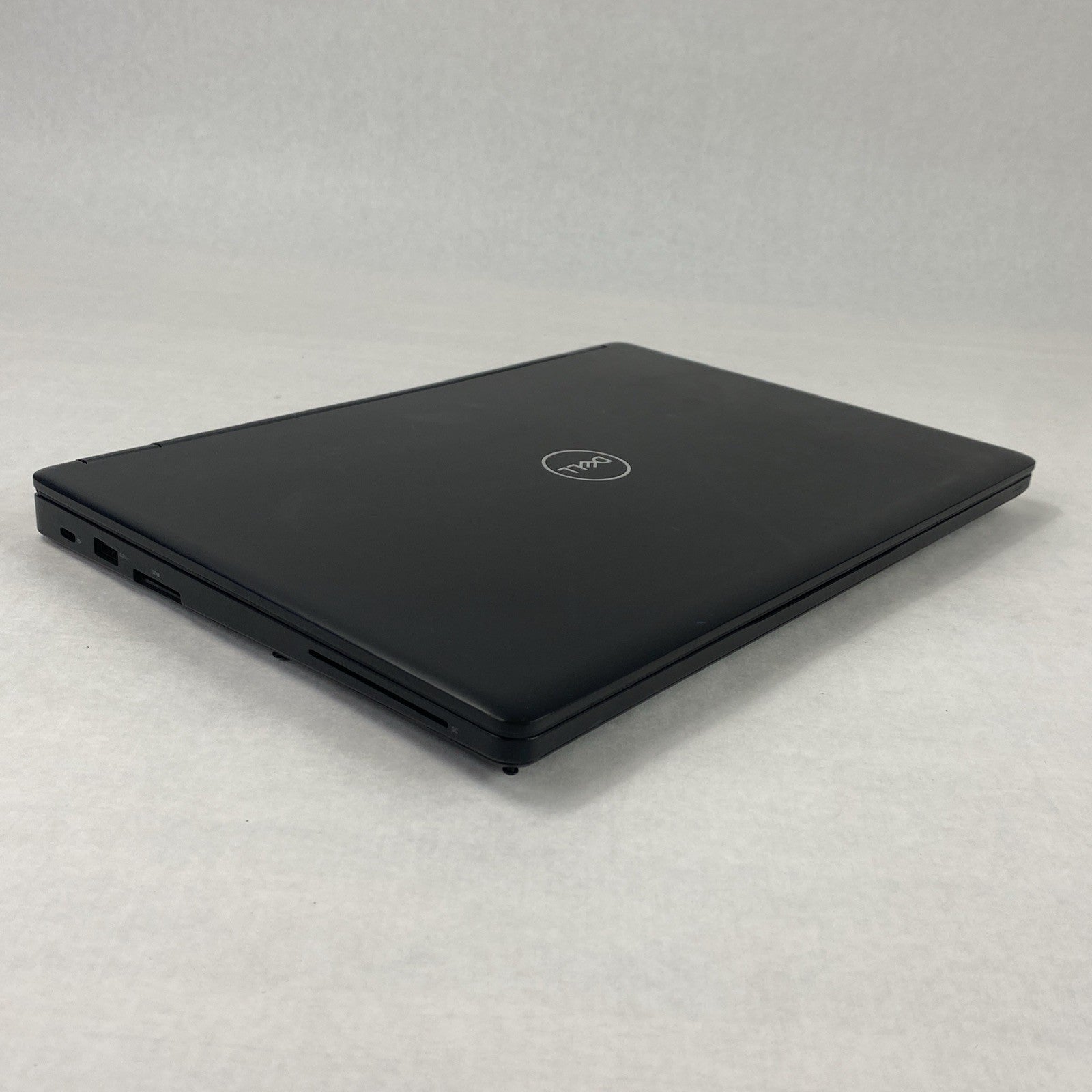 Dell Latitude 5490 Core i3-8130U 2.20 GHz 8 GB RAM 14" No Battery No HDD No OS