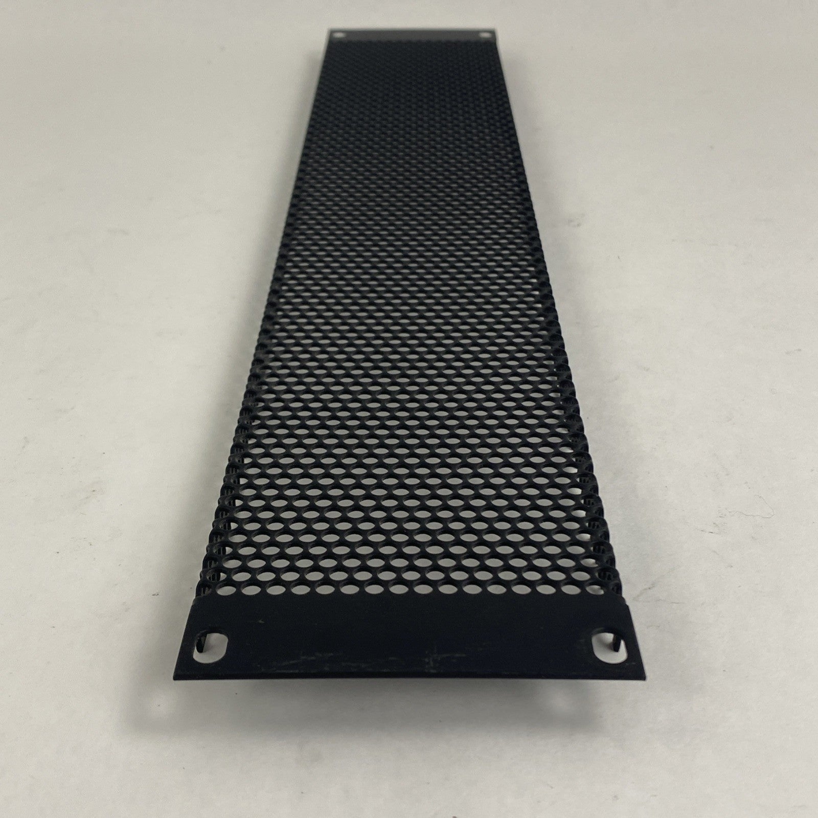 Middle Atlantic Products Vent Panels Rack Spaces 1/16" 19" Holes Lot of 45
