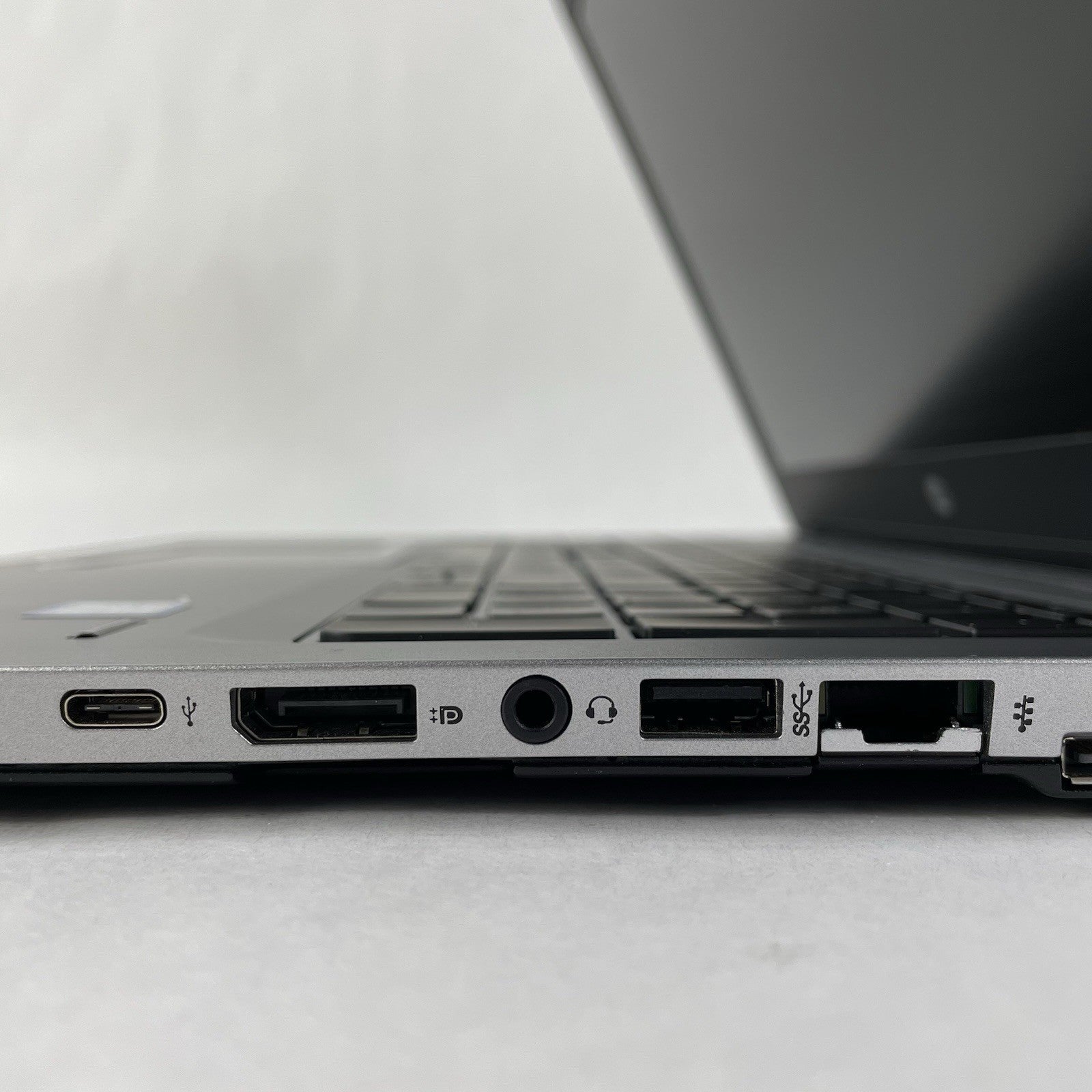 HP EliteBook 850 G3 15.6" i7-6600U 2.60 GHz 8 GB RAM No SSD/OS/AC6