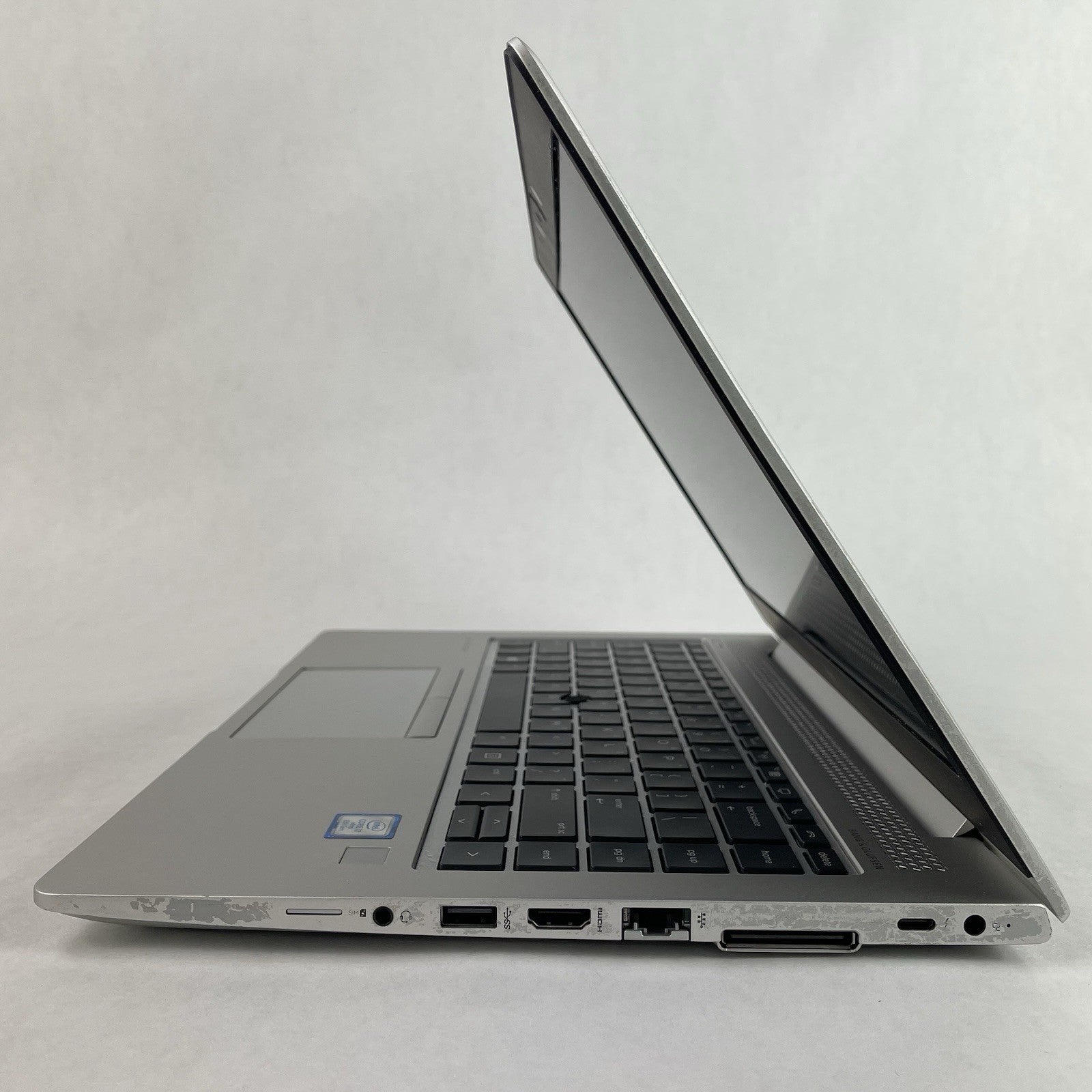 HP EliteBook 840 G6 14" i7-8665U 1.90 GHz 8 GB RAM No SSD/OS/AC - Worn Bottom5
