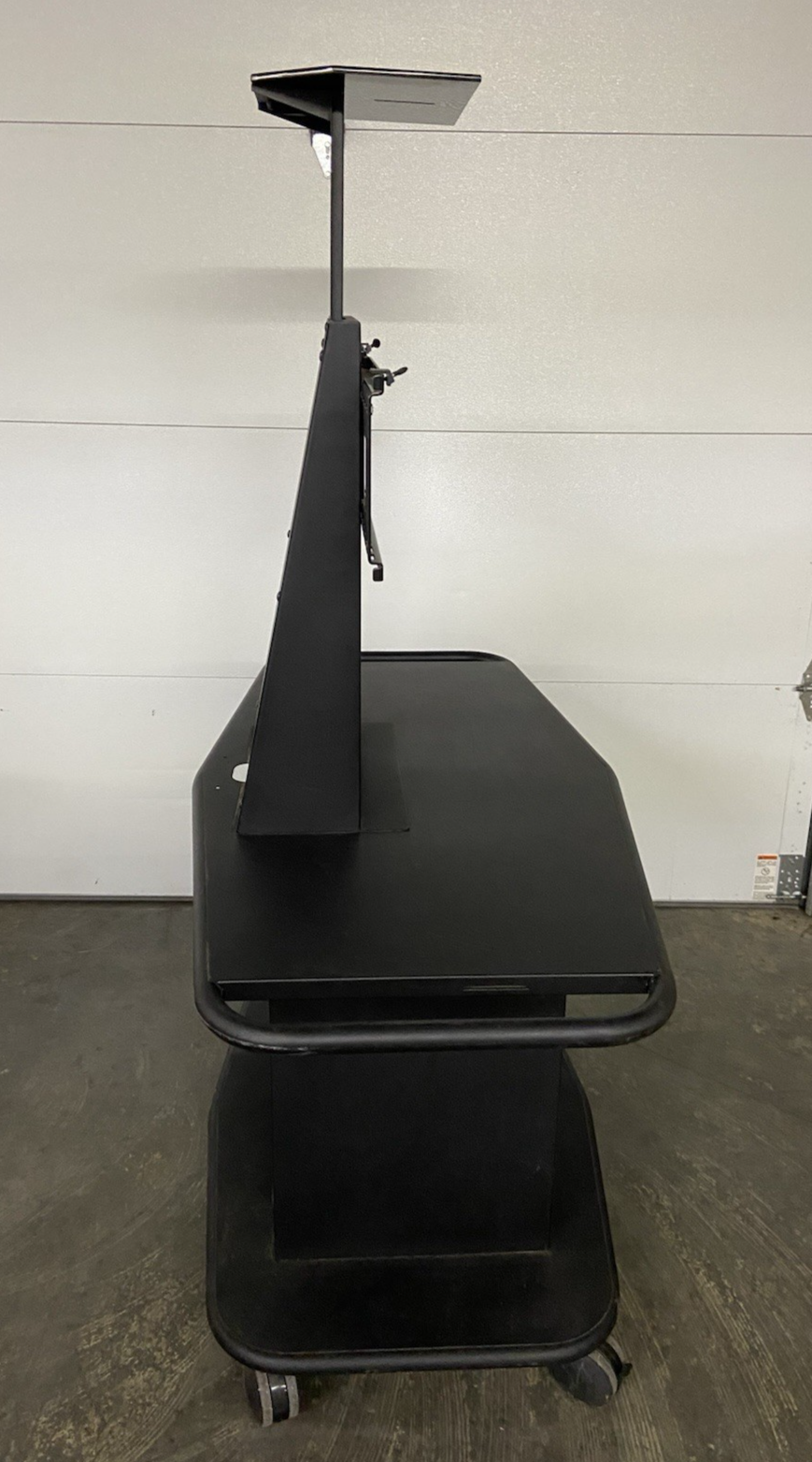 Avtech GM-350S Conferencing Cart W/Rackmount ETA Systems ETAS15L 15A Power Unit